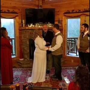 Meet your Posher, Claire